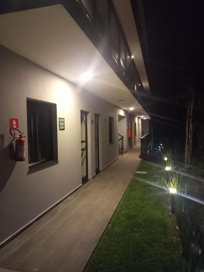Refugio Praia Lagoinha Ubatuba-Sp Condominio Samola Apto 05 Εξωτερικό φωτογραφία